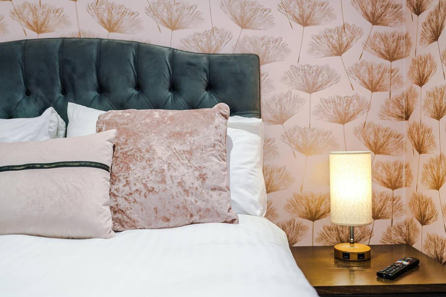 Cosy Central Flat, Ultimate Comfort & Best Sleep! Шефилд Екстериор снимка